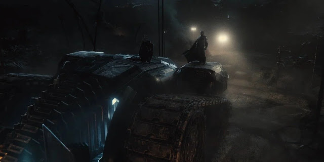 Batman e Bat-Tank