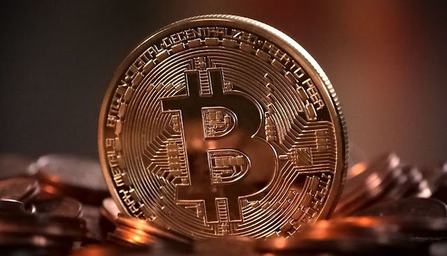Bitcoin ultrapassa $ 60 mil e obtém novo recorde
